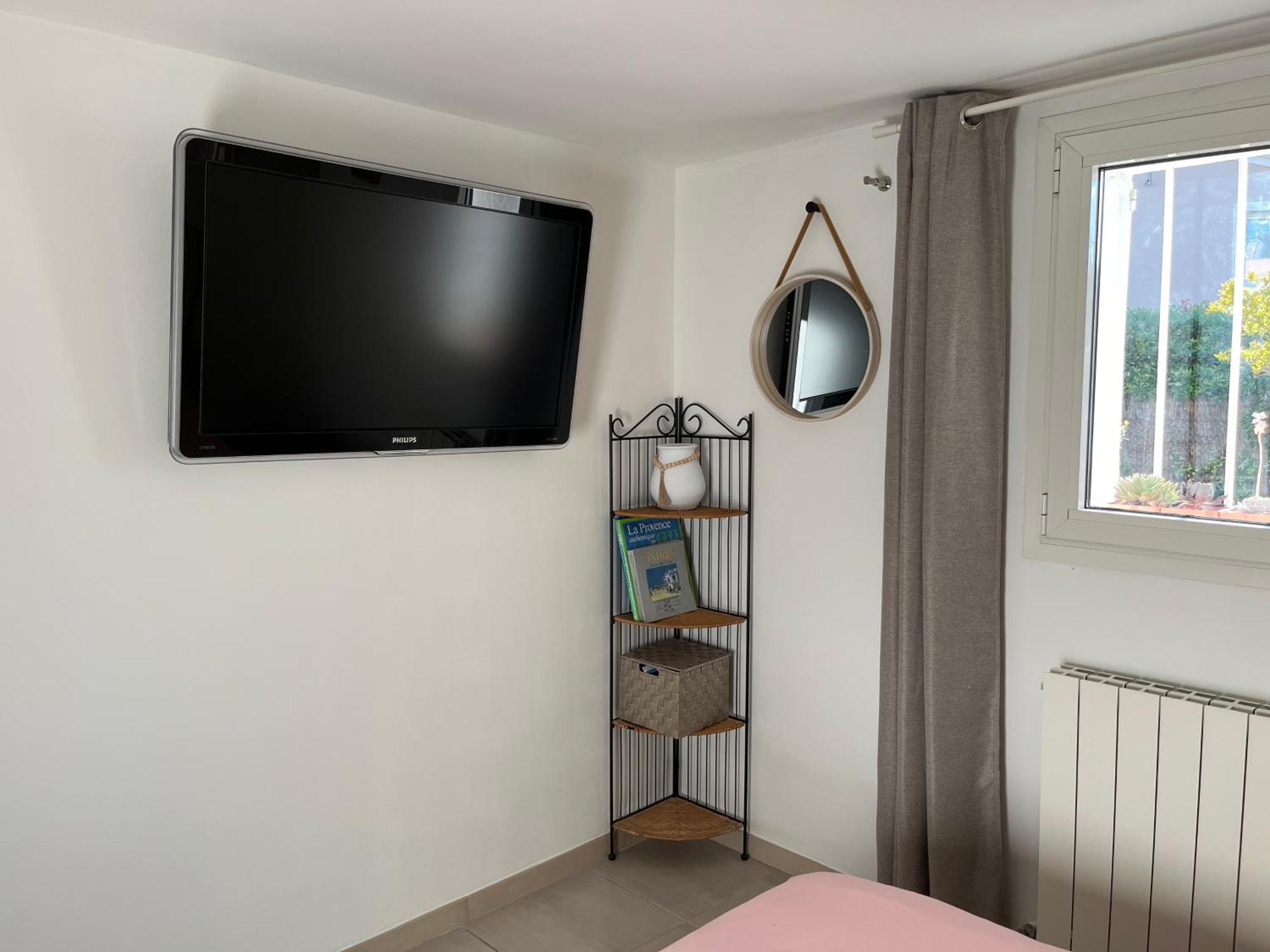 Appartement Deux Pieces Donnant Sur Un Jardin Antibes Luaran gambar